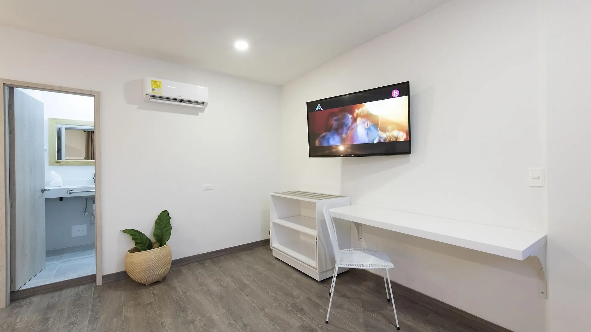 Medellin Vibes Hostel